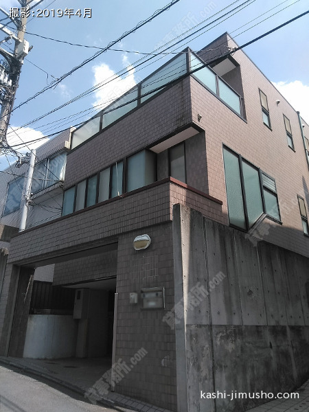 石川ビルの外観