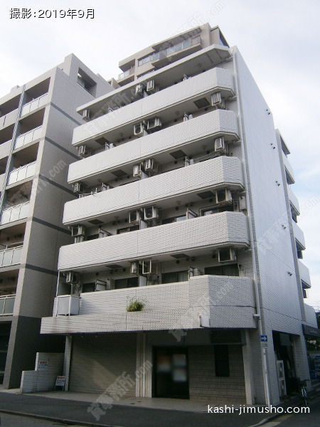 日興パレス川崎大師の外観