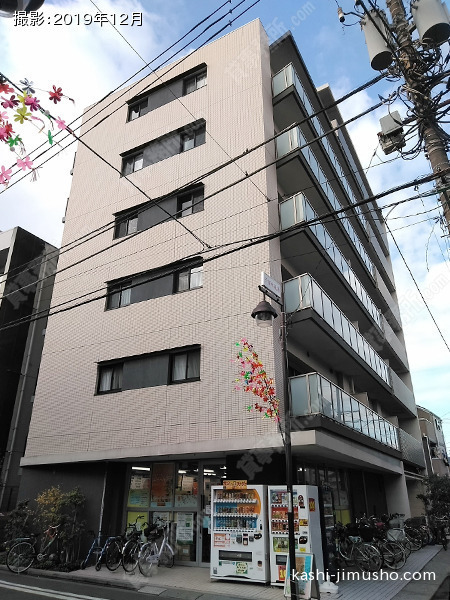 アイビーホーム東門前の外観