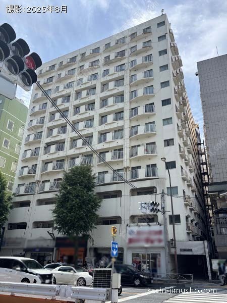 高輪ホワイトマンションの外観