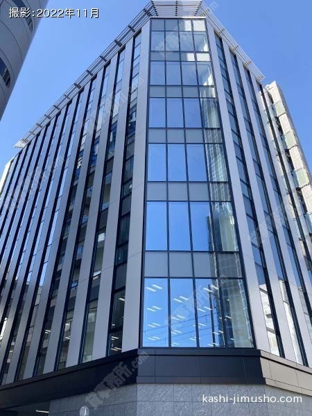 西新宿ビジネスキューブの外観