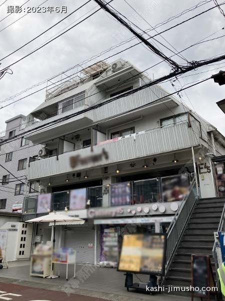 KMプラザの外観