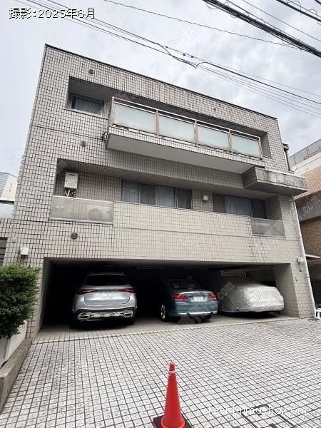 サンハイム南青山の外観